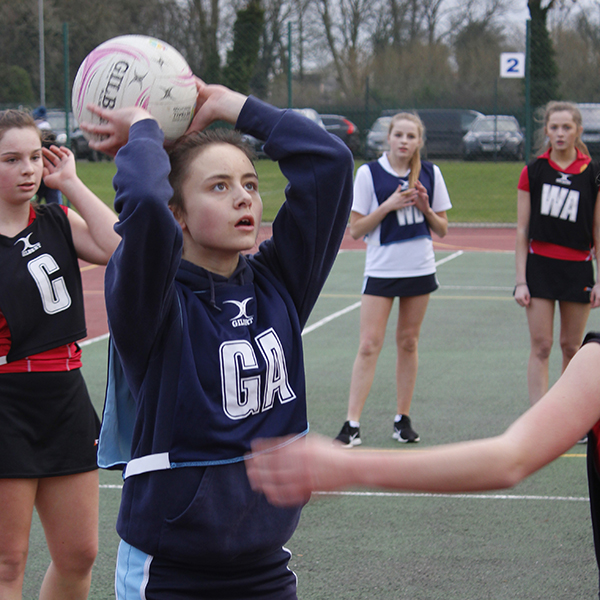 /PocklingtonSchoolMercury/images/Pocklington-School-netball600.jpg