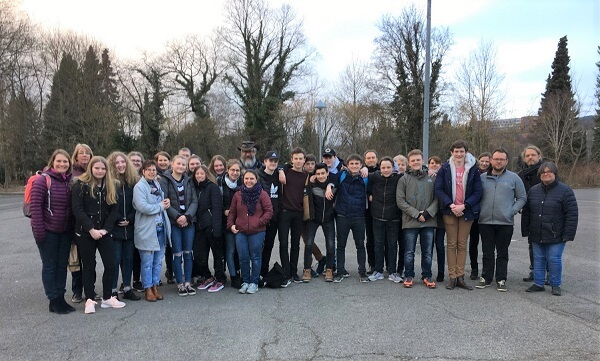 Pupils studying German from Pocklington School bid farewell to their host partners from Gymnasium Alfeld at the end of the annual German Excahange